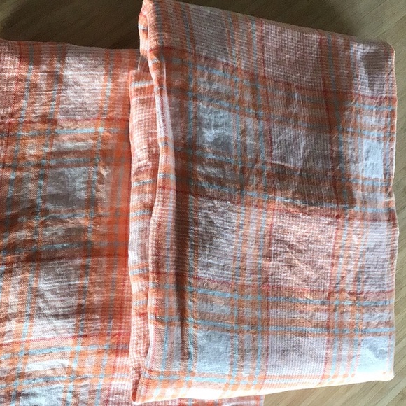GARNET HIlL 100% linen plaid tangerine colored pillowcase set, fun! - Picture 4 of 6